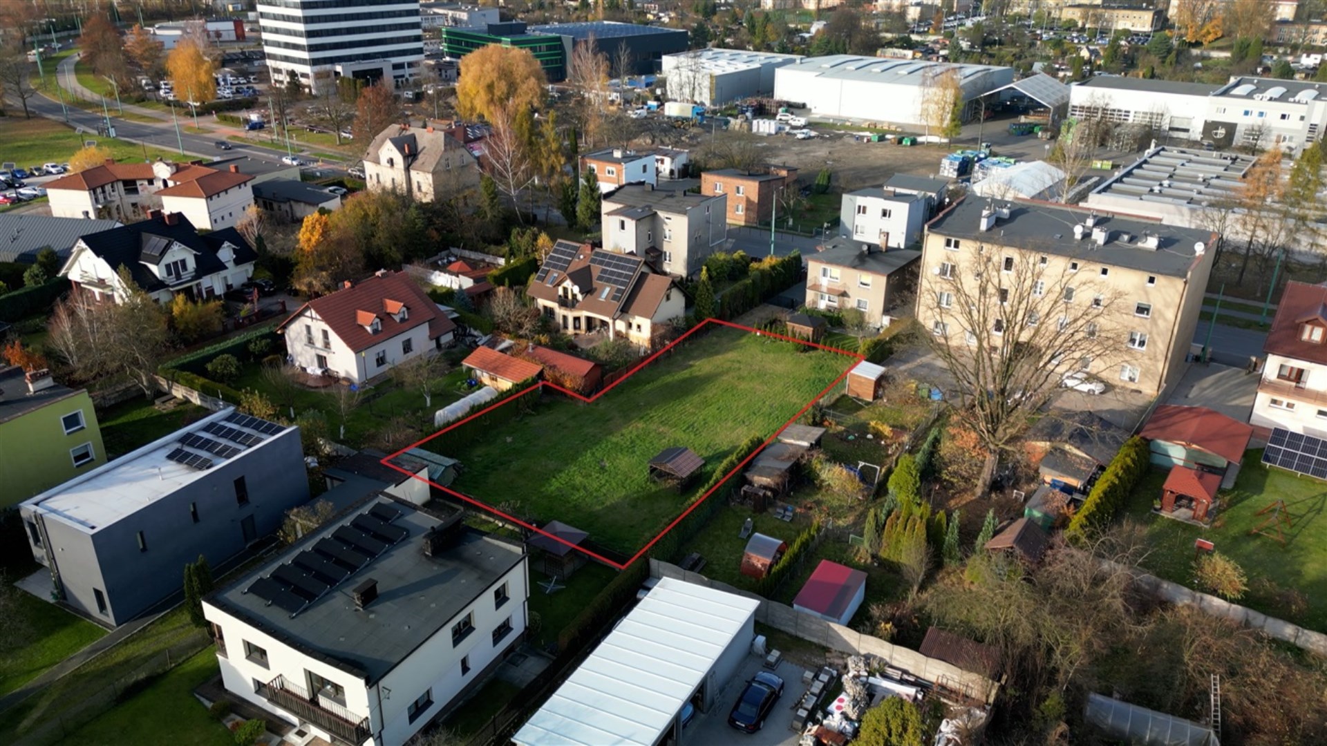 Działka na sprzedaż